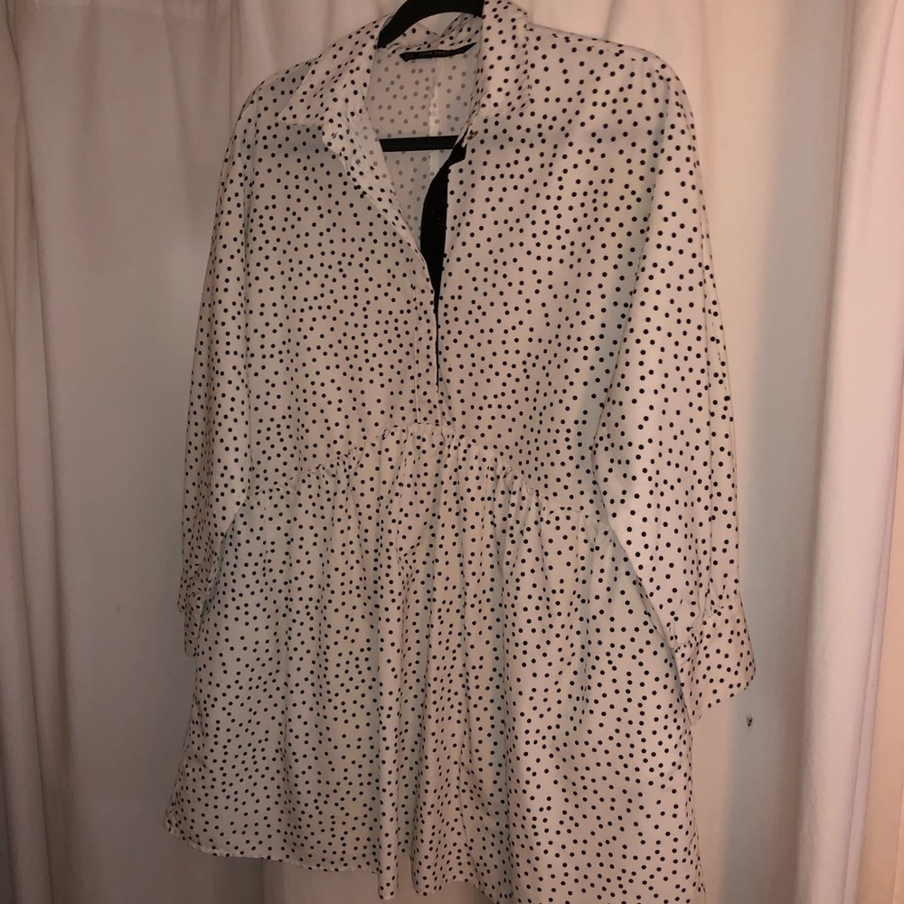 Zara long sleeve white dress with black polka dots